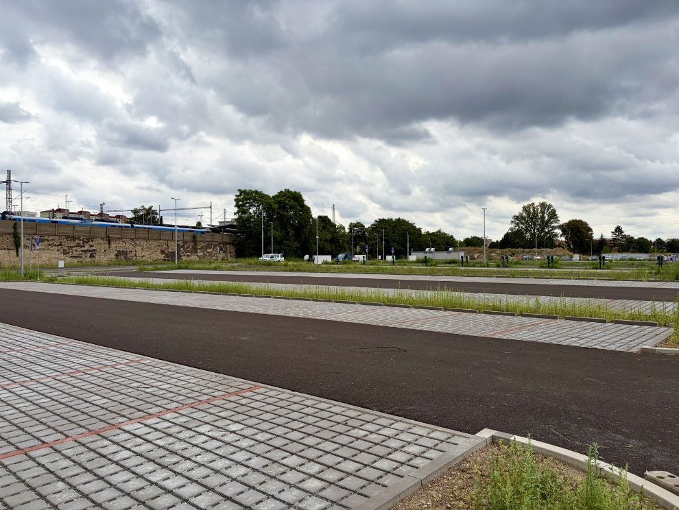 Parkoviště Nová Zbrojovka